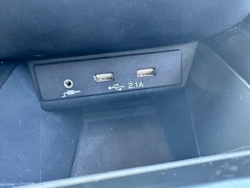 Used 2020 Subaru Outback Premium AWD/4WD image 16