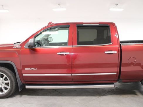 Used 2016 GMC Sierra 1500 Denali w/ Enhanced Driver Alert Package AWD/4WD image 6