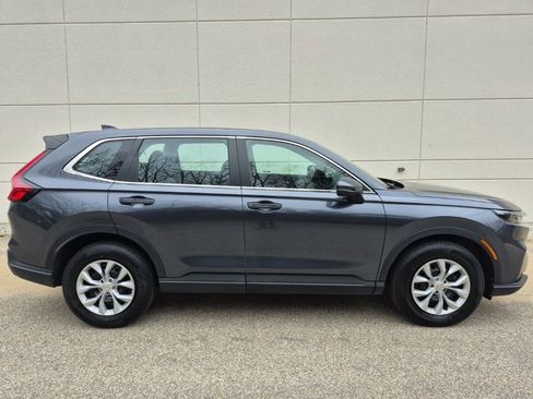 Certified 2023 Honda CR-V LX image 5