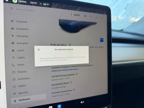 Used 2023 Tesla Model Y Long Range image 25