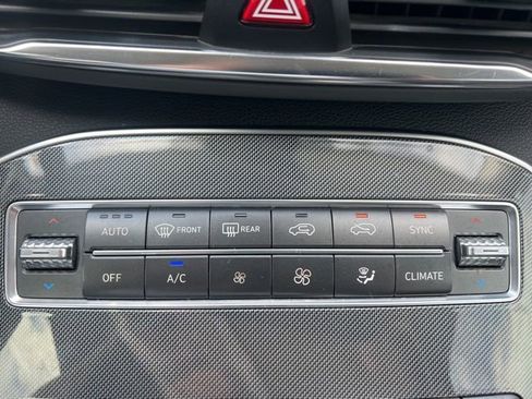 Used 2021 Hyundai Santa Fe SEL w/ Convenience Package image 21