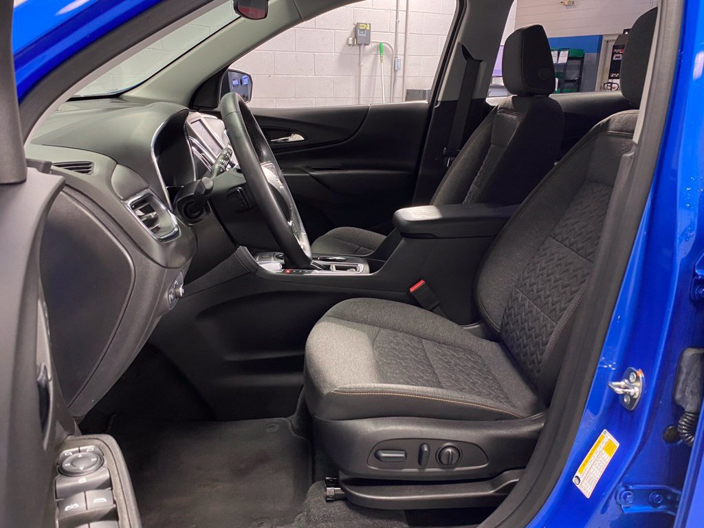Used 2024 Chevrolet Equinox LT FWD image 17