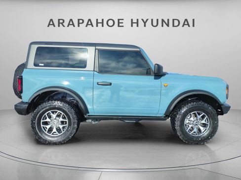 Used 2023 Ford Bronco Badlands image 10
