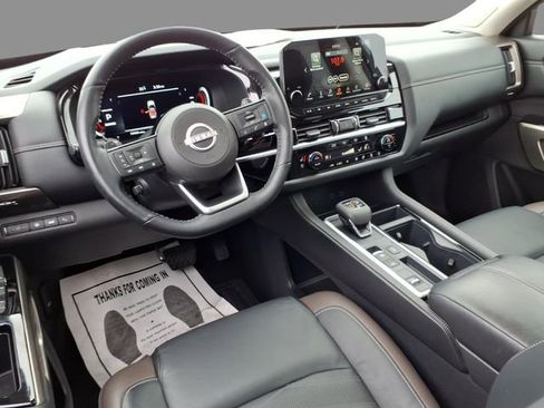 Certified 2024 Nissan Pathfinder Platinum w/ Cargo Package image 6