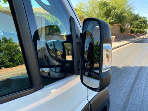 Used 2025 RAM ProMaster 2500 w/ U-Haul Equipment Group FWD image 16
