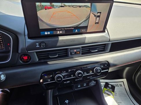 New 2026 Honda Pilot Black Edition image 10