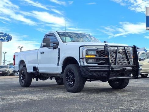 Used 2024 Ford F350 XL w/ STX Appearance Package image 3