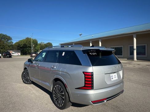 New 2026 Hyundai Palisade Calligraphy FWD image 6