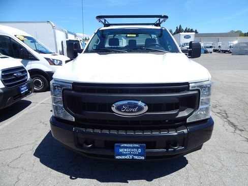 Used 2021 Ford F250 XL w/ Power Equipment Group RWD image 11