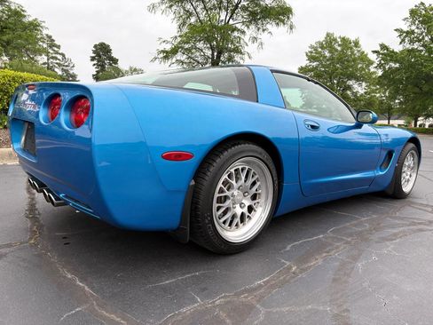 Used 1998 Chevrolet Corvette Coupe RWD image 21
