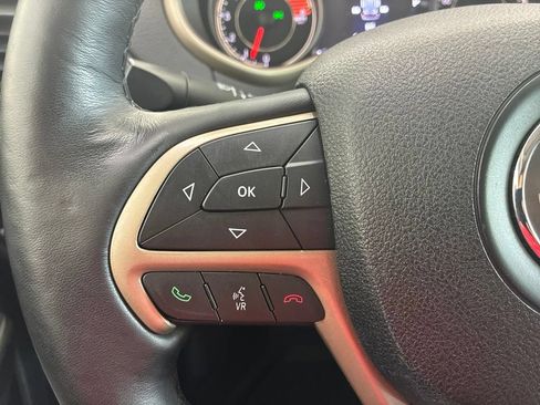 Used 2016 Jeep Cherokee High Altitude FWD image 23