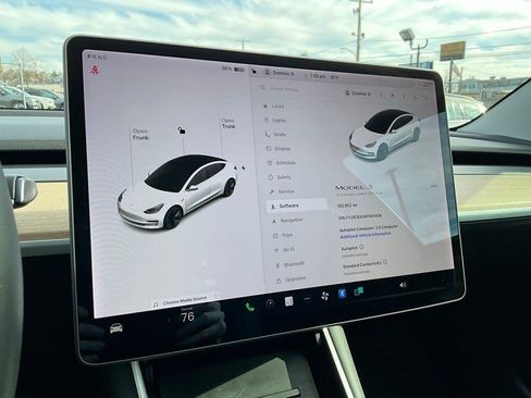 Used 2019 Tesla Model 3 Mid Range image 15