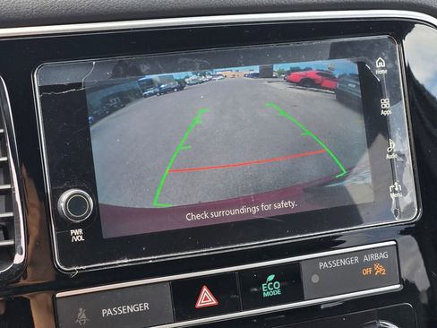 Used 2019 Mitsubishi Outlander SEL image 34