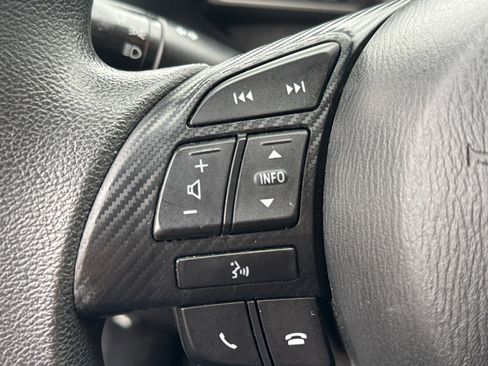 Used 2015 MAZDA MAZDA3 i Sport image 18