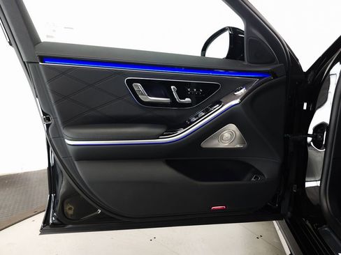 Used 2025 Mercedes-Benz S 63 AMG S image 5
