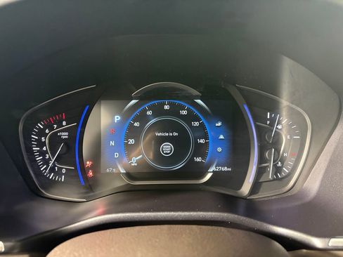 Used 2020 Hyundai Santa Fe SEL w/ Convenience Package image 17