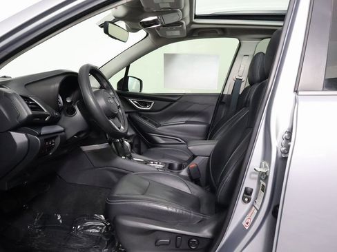Used 2019 Subaru Forester Limited AWD/4WD image 10