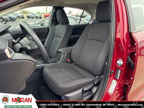 Used 2024 Toyota Corolla LE image 11