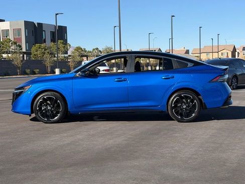 New 2026 Nissan Sentra SR image 2