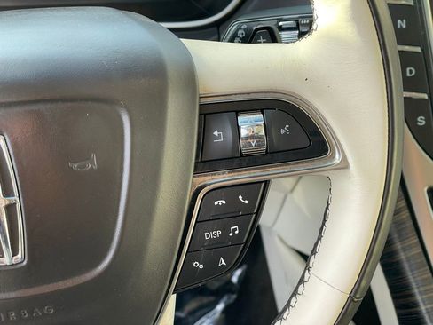 Used 2019 Lincoln Nautilus Black Label image 16