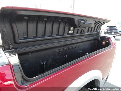Used 2014 RAM 1500 Laramie w/ Convenience Group AWD/4WD image 12