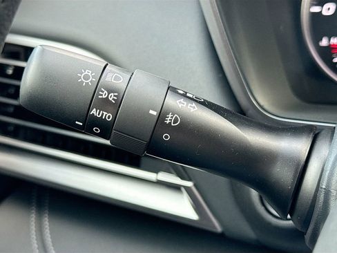 New 2025 Subaru Outback Limited image 12