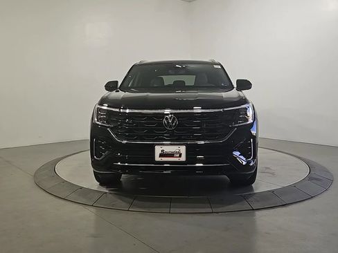 New 2026 Volkswagen Atlas Cross Sport SEL Premium R-Line AWD/4WD image 8