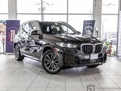 Used 2025 BMW X5 M60i w/ Climate Comfort Package image 3
