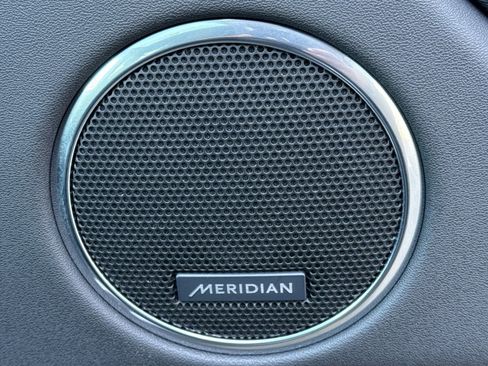 Used 2025 Land Rover Discovery Sport Dynamic SE image 20