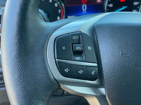 Used 2023 Ford Explorer XLT w/ Equipment Group 202A image 13