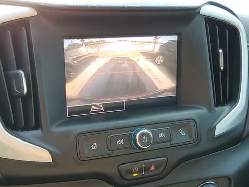 Used 2023 GMC Terrain SLE w/ Driver Convenience Package FWD image 24