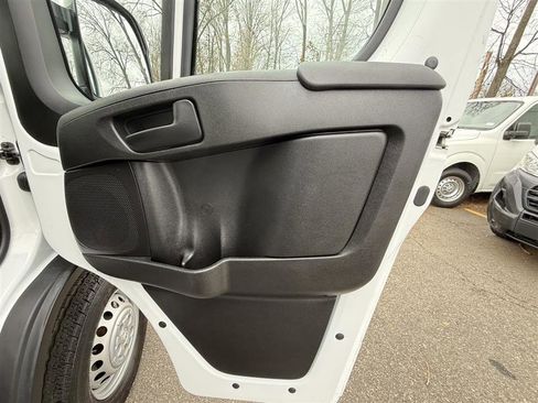 Used 2025 RAM ProMaster 2500 w/ Convenience Group FWD image 43