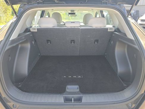 Used 2024 Hyundai Kona SE AWD/4WD image 16