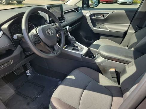 Used 2025 Toyota RAV4 XLE image 11