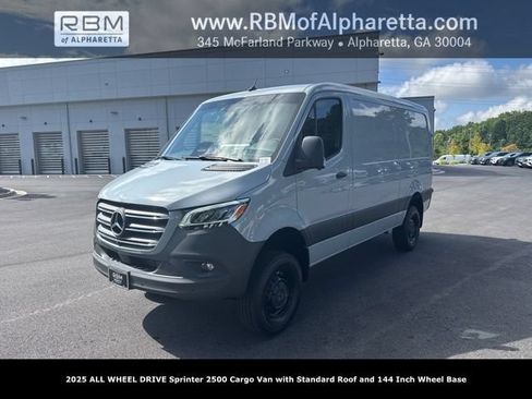 New 2025 Mercedes-Benz Sprinter 2500 image 7