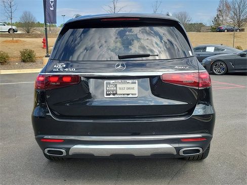 Used 2024 Mercedes-Benz GLS 450 4MATIC image 5
