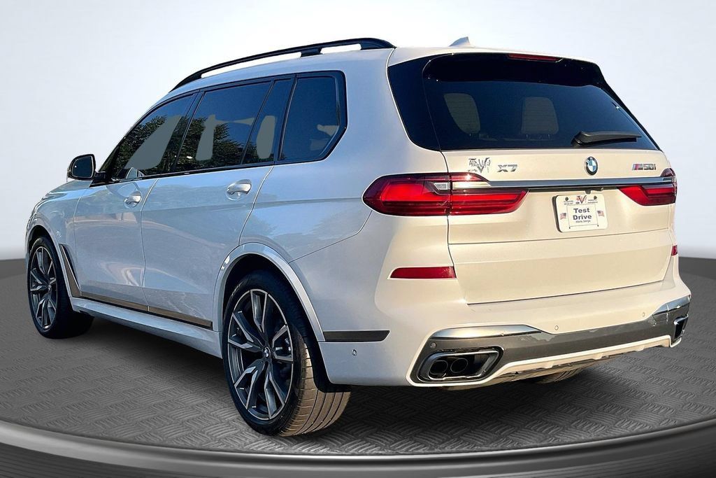 Used 2021 BMW X7 M50i AWD/4WD image 5