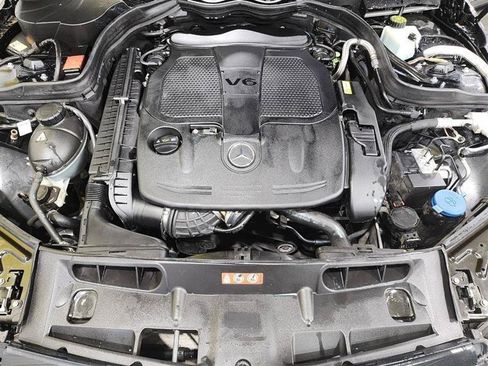 Used 2014 Mercedes-Benz C 300 4MATIC Sedan w/ Premium 1 Package image 35