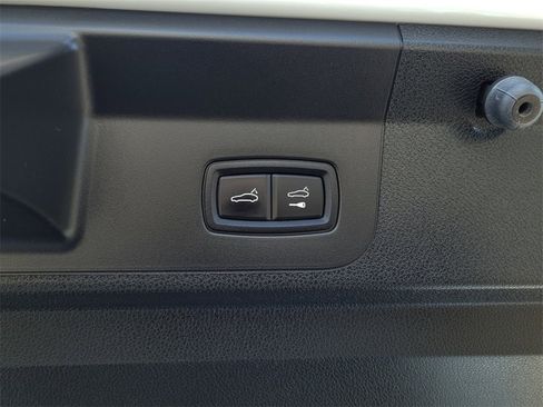 Used 2017 Porsche Panamera Turbo image 41