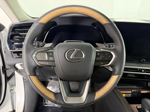 Used 2024 Lexus RX 350 Premium Plus w/ Convenience Package AWD/4WD image 25