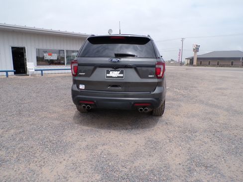 Used 2018 Ford Explorer Sport AWD/4WD image 7