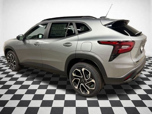 New 2026 Chevrolet Trax RS w/ Driver Confidence Package FWD image 6