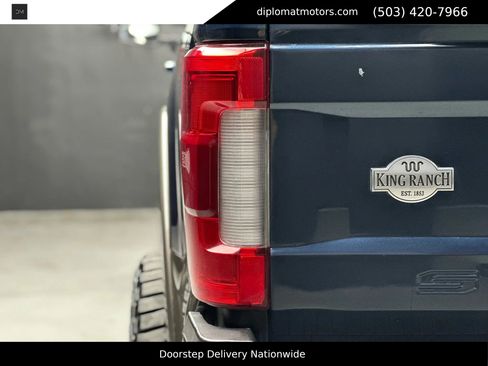 Used 2019 Ford F250 King Ranch w/ King Ranch Ultimate Package image 15