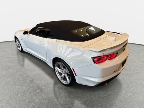 Used 2021 Chevrolet Camaro SS RWD image 29