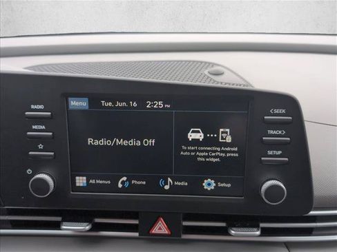 New 2026 Hyundai Elantra SE FWD image 12
