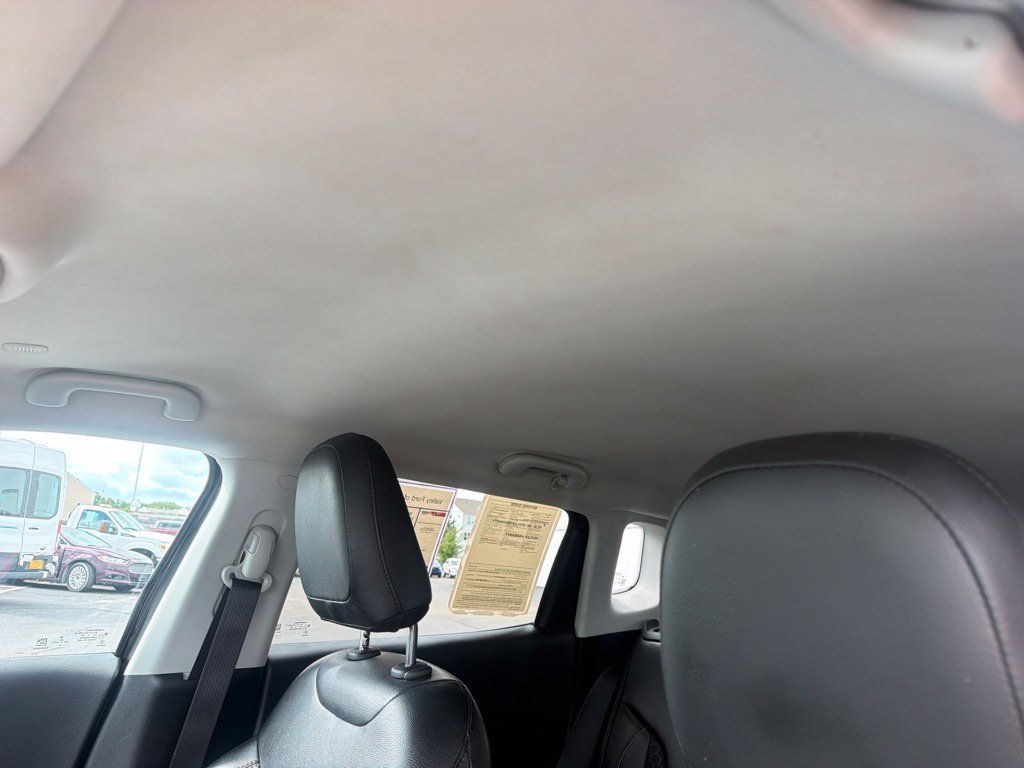 Used 2021 Jeep Compass Latitude w/ Convenience Group AWD/4WD image 31