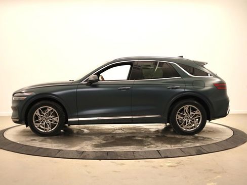 Used 2024 Genesis GV70 2.5T w/ Advanced Package image 6