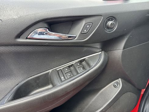 Used 2019 Chevrolet Cruze LT w/ LT Fleet Convenience Package FWD image 21