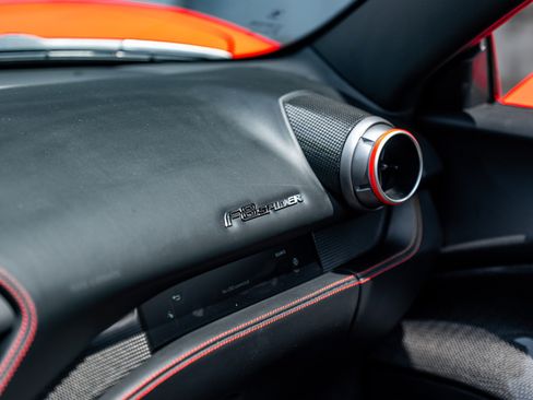 Used 2022 Ferrari F8 Tributo RWD image 25