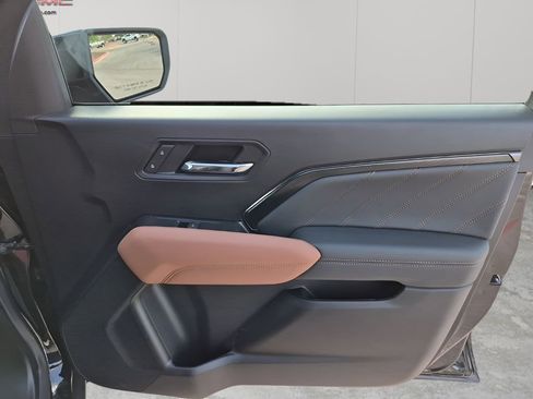 New 2026 GMC Canyon AT4 w/ AT4 Premium Package AWD/4WD image 15